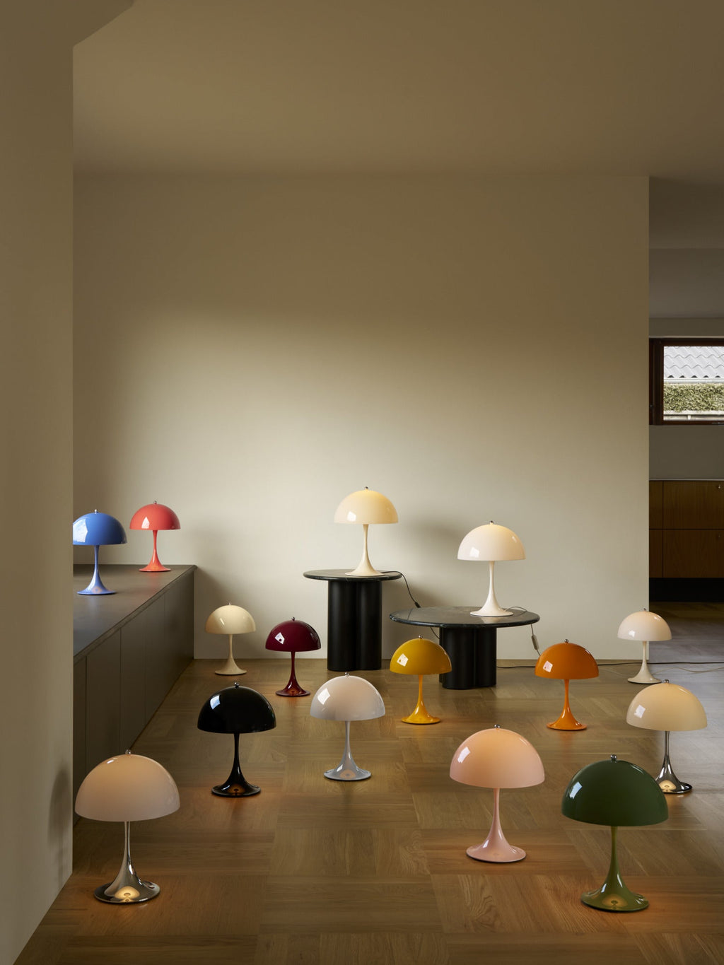 Louis Poulsen Panthella 250 Portable bordlampe - Opal Beige
